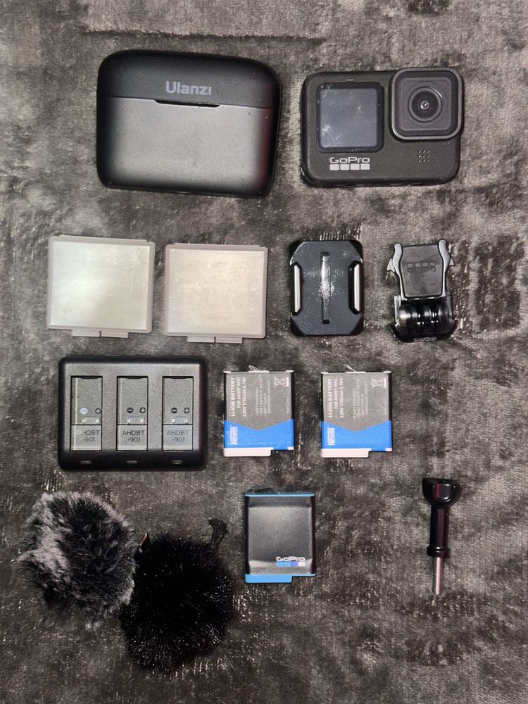 GOPRO HERO 9 dodatkowo akcesoria plus ULANZI J12 mikrofony