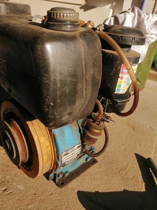 silnik diesel hatz E673LS 205J , ze sprzęgłem + korba rozruchowa