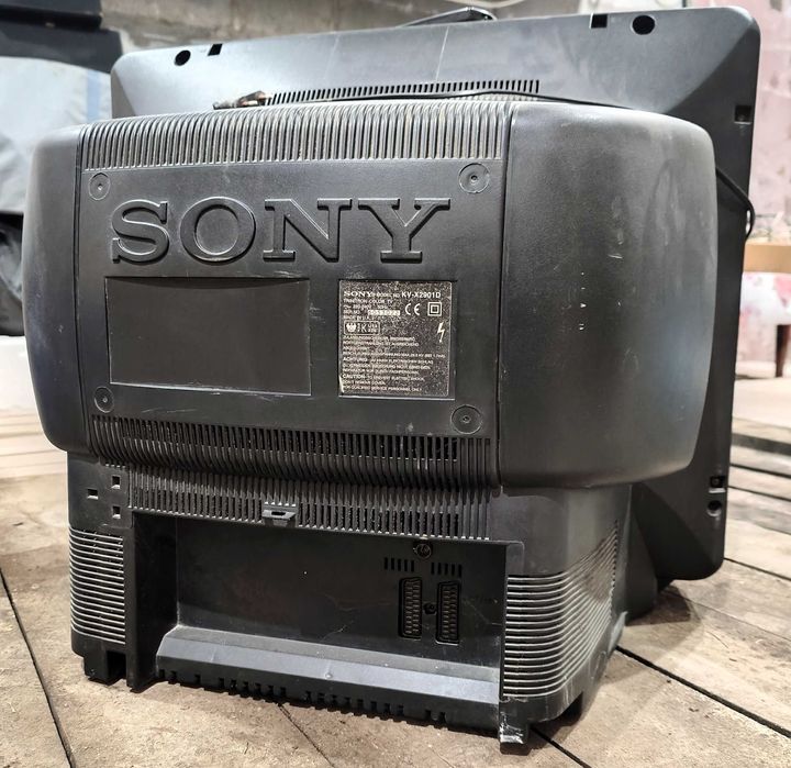 Телевизор Sony Trinitron kv-x2901d в отличном состояние, диагон. 72см