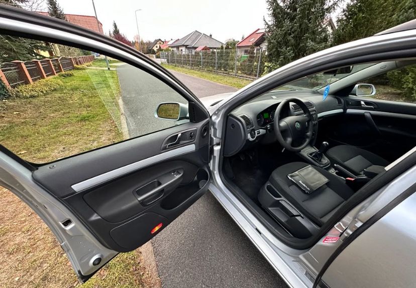 Skoda Octavia 2009 бензин 1.6 МПІ - пасує під ГБО
