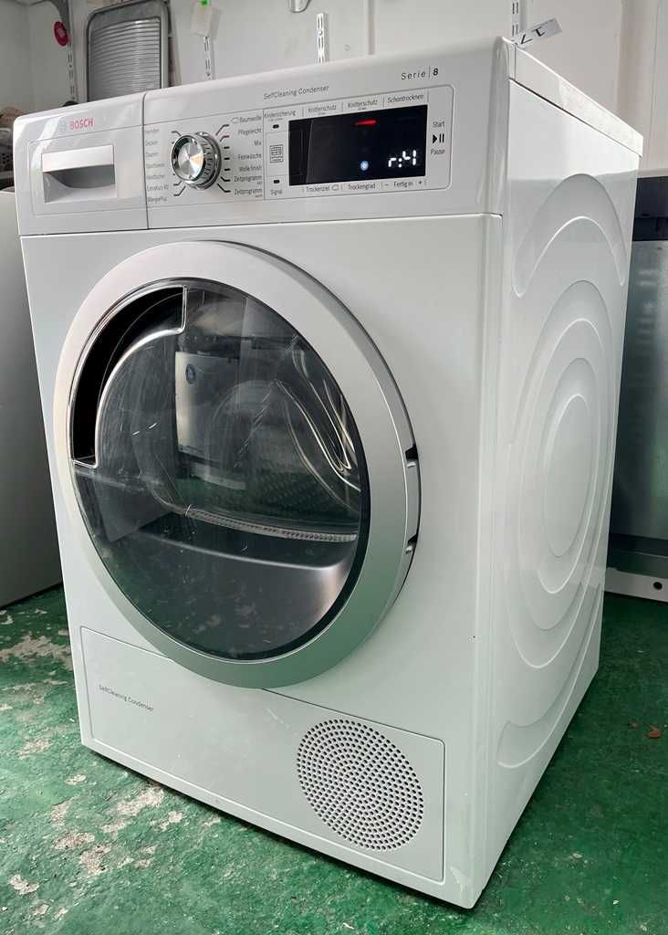 Suszarka Bosch z pompą ciepła WTW875W0, 8 kg, A+++