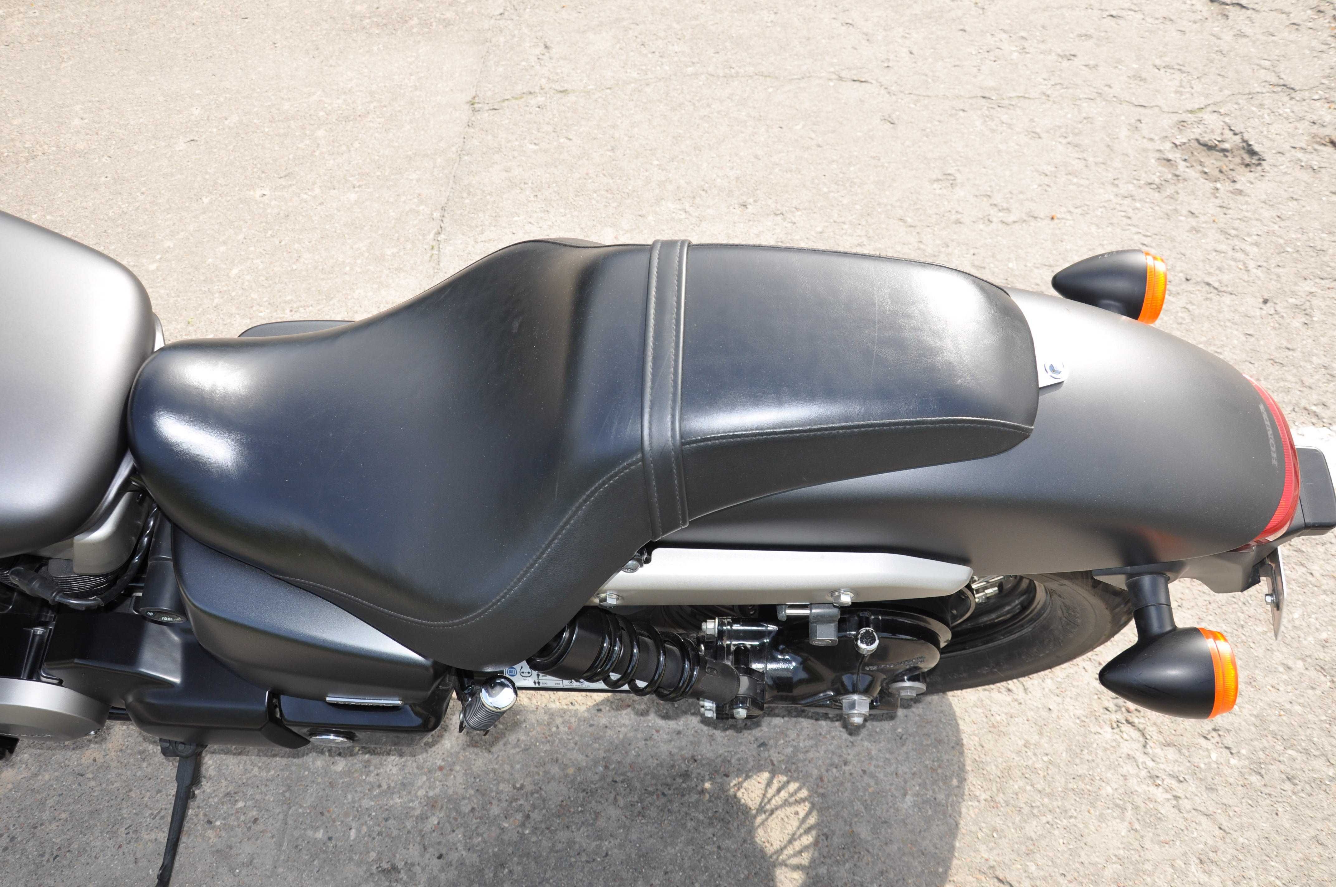 Honda Shadow Black Spirit