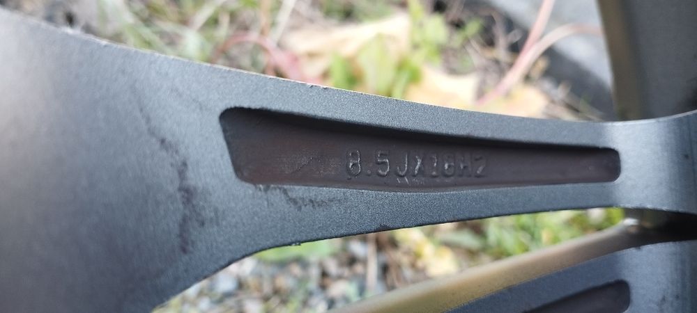 Koła letnie 18 Cali, 5x105, et 38, otwór 56.6, nowe opony!!