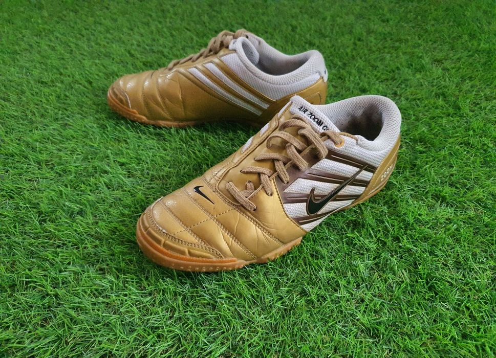 Nike Total 90 Air Zoom Control