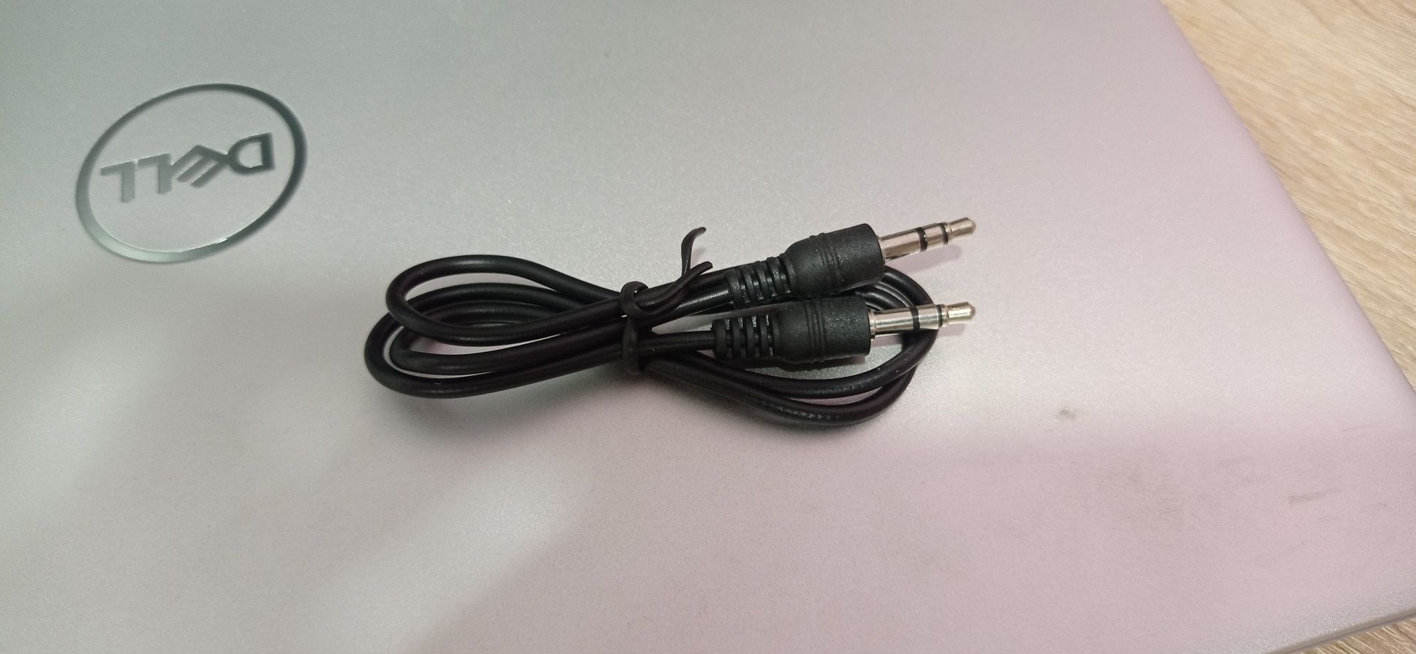 Videorejestrator + uchwyt + kabel mini jack