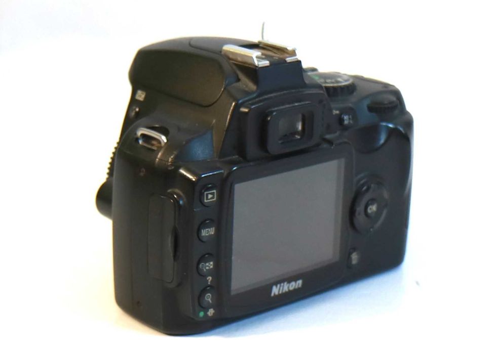 Nikon D40 (LER DESCRIÇÃO) só máquina sem lente