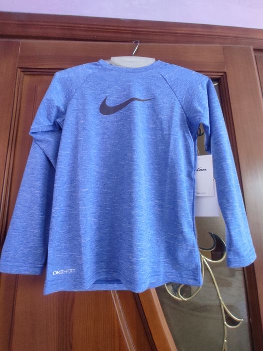 Чоловіча футболка nike dri-fit nike swim розмір М Нова
