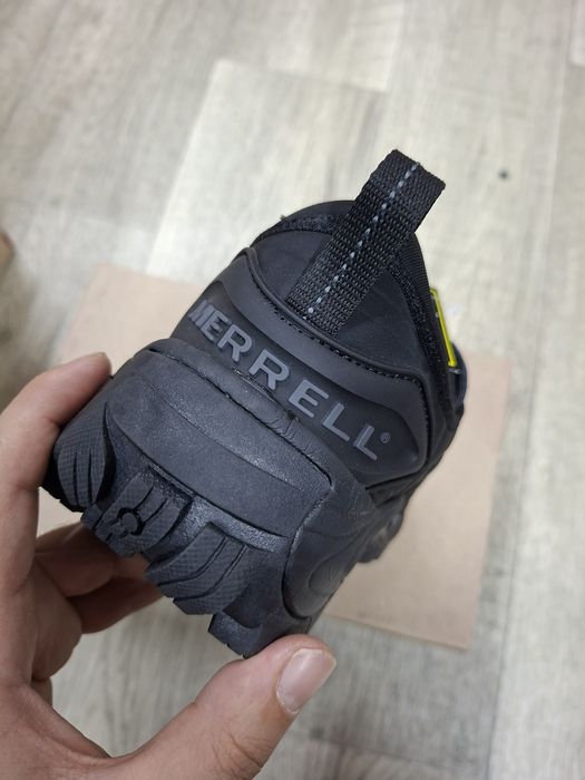 Зимові чоловічі кросівки Merrell 41р