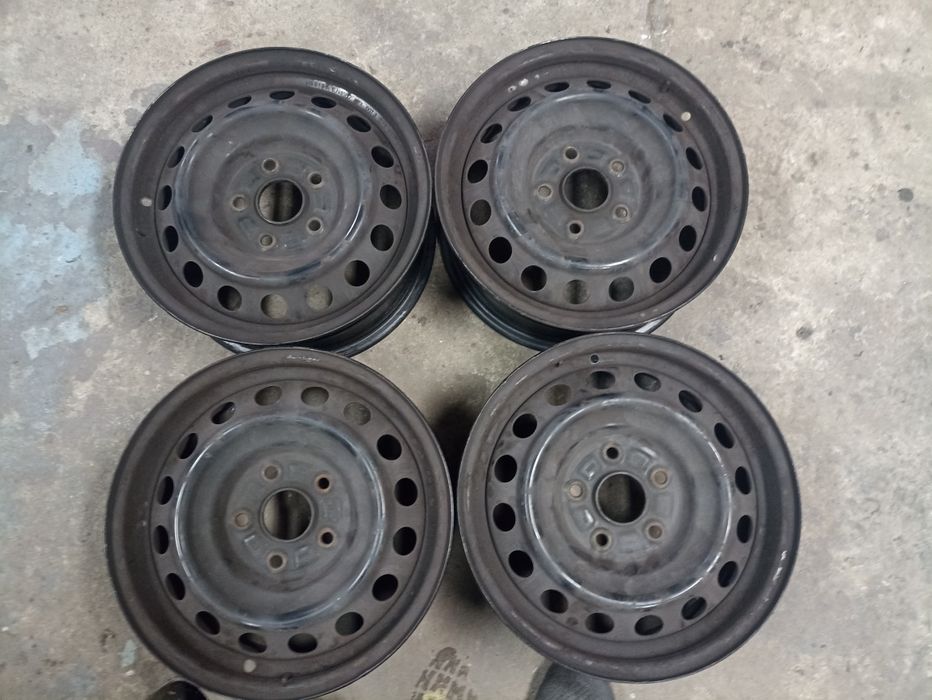 Felgi stalowe Toyota Auris 6x15"et39 5x114,3 montaż gratis