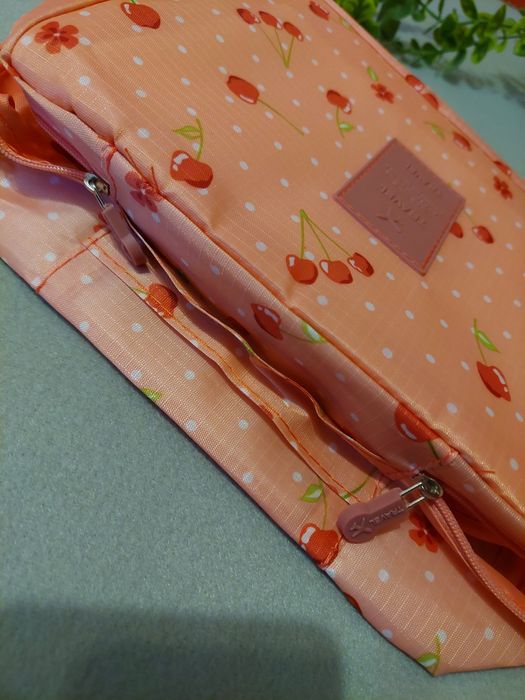 Nowa przenośna torba na kosmetyki