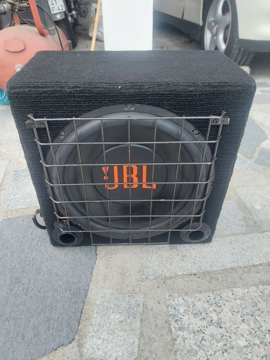 Subwoofer JBL 600W