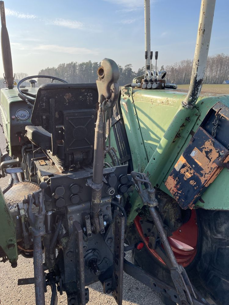 Ciągnik rolniczy FENDT Farmer 105S Turbomatik 4x4