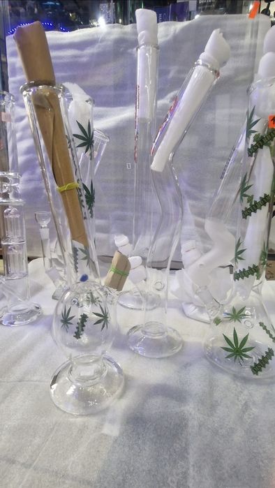 Bongo szklane ze szlifem, lufki, cybuchy, bletki, sitka_STRUMIEŃ