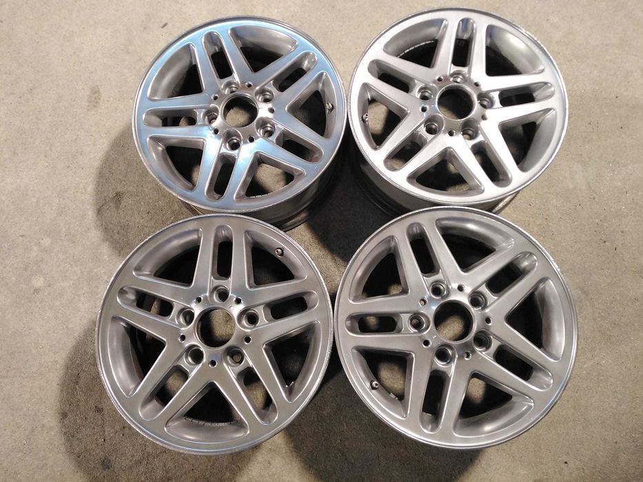 4 Jantes BMW 5X120 6.5j R15 et 42