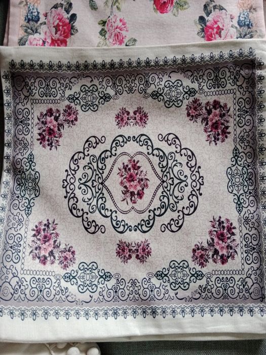 Poszewki komplet nowe 40*40cm różne wzory kwiaty i rower