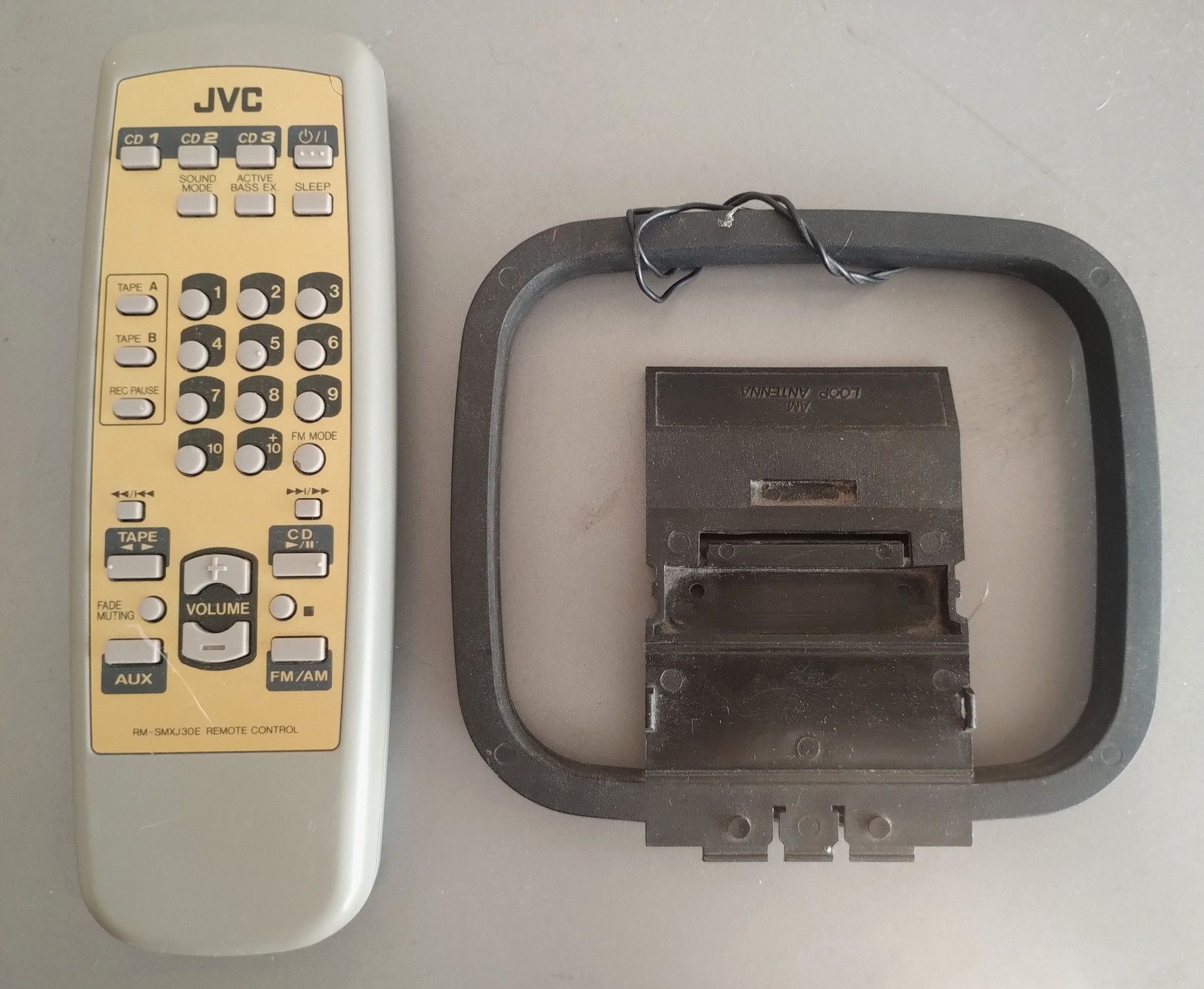 Музыкальный центр JVC MX-J30