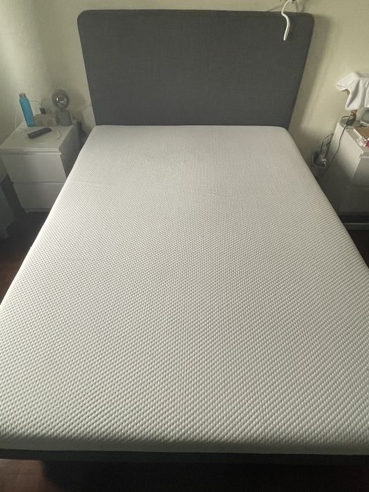 Vendo Cama + Colchão Emma