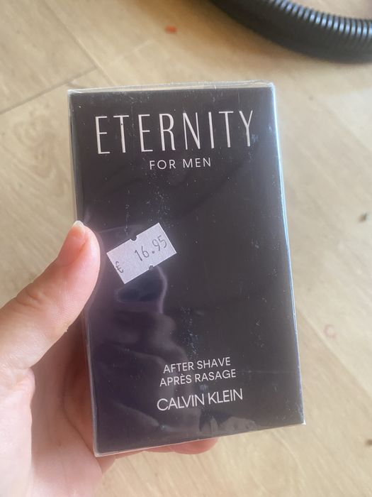 Varios perfumes originais