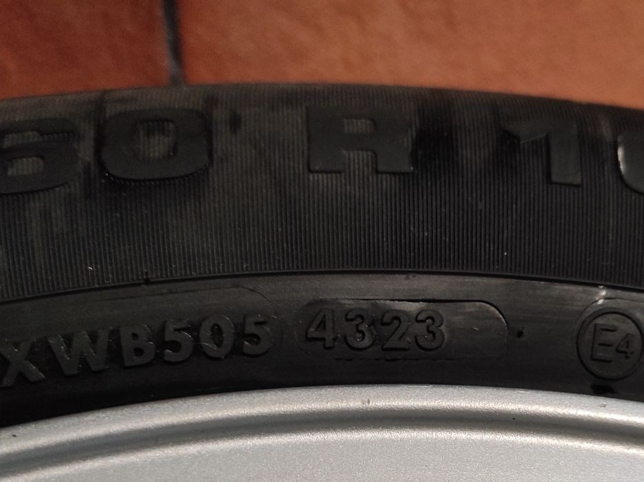 Зимні шини з легкосплавними дисками Vredestein Wintrac 205 60 R16