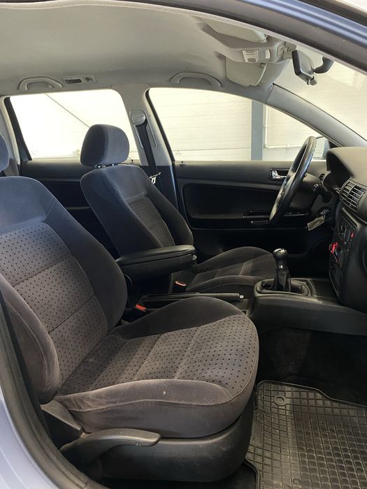 VW Passat ! Benzyna 1.8 ! Zadbane wnetrze ! Zdrowy slinik ! Hak