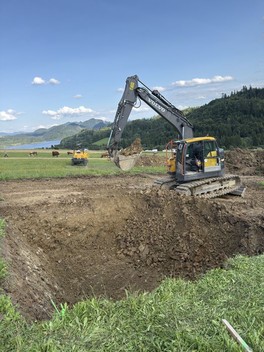 Usługi koparką Transport