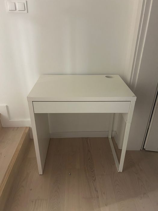 Podwójne łóżko Hemnes z szufladami z materacami+stolik nocny+biurko