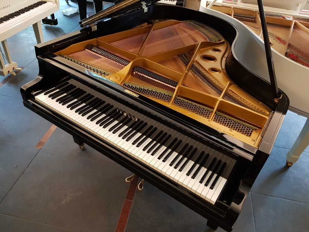 Fortepian YAMAHA model NO.G2 dł. 169cm 1957r CZARNY POŁYSK
