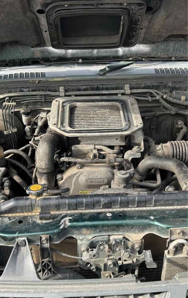 Разборка Nissan Navara D22 Kingcab запчасти мост стекло диск фара