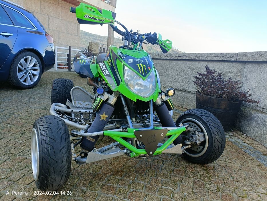 Arctic cat dvx 400