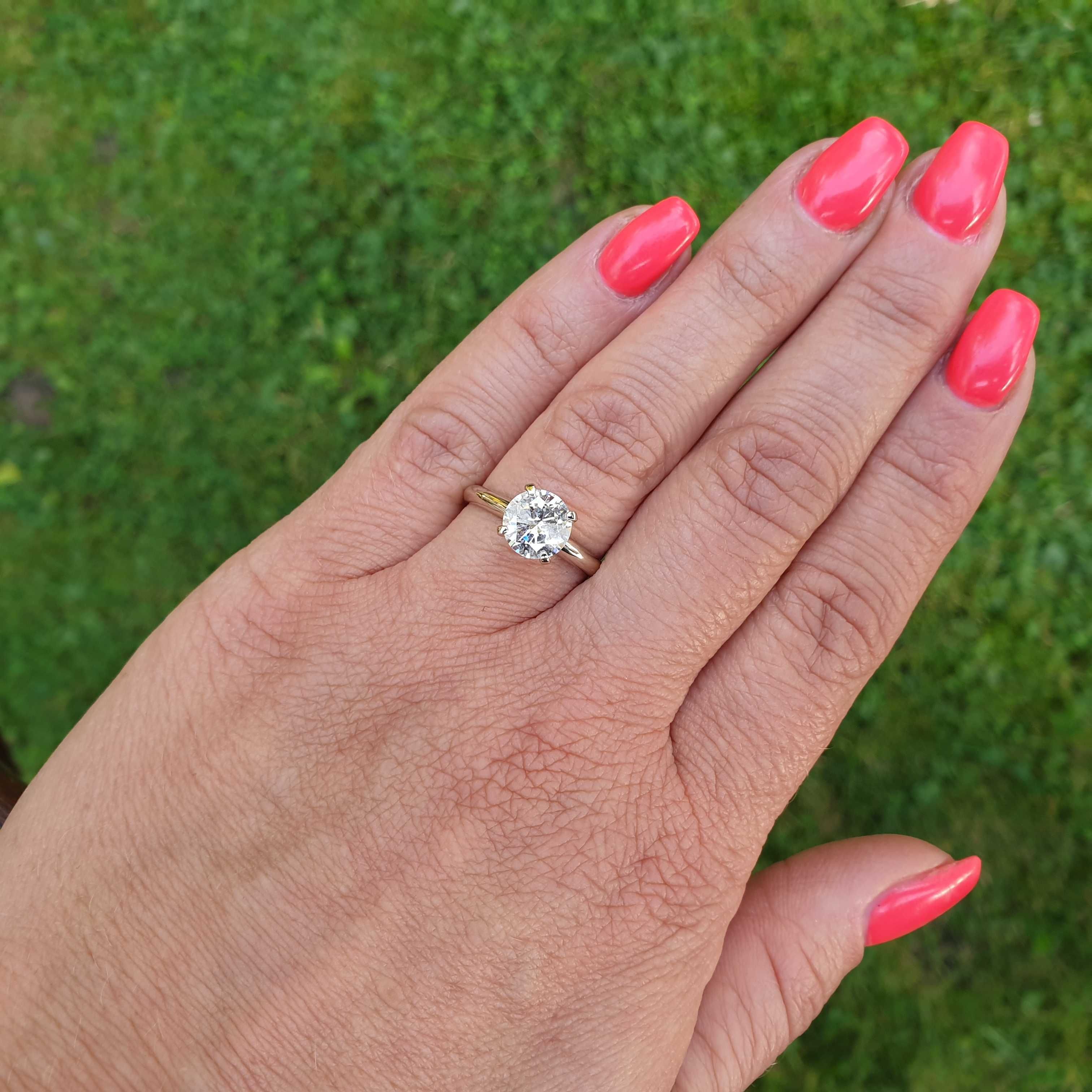 Pierścionek duży diament naturalny brylant 1,64 CT D Si2 Białe 585