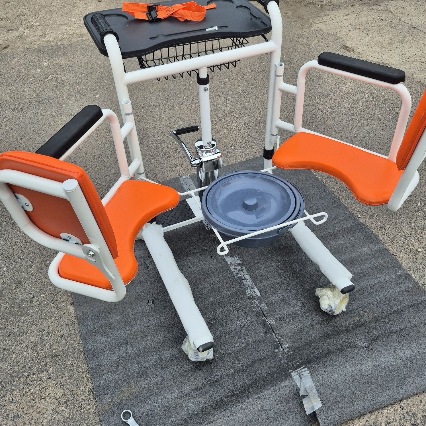 Wózek Inwalidzki Hydrauliczny 3w1 Dla Osób Leżących Z Mobilną Łazienką