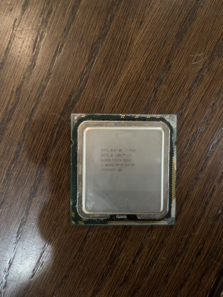 Процесор Intel Core i7 950