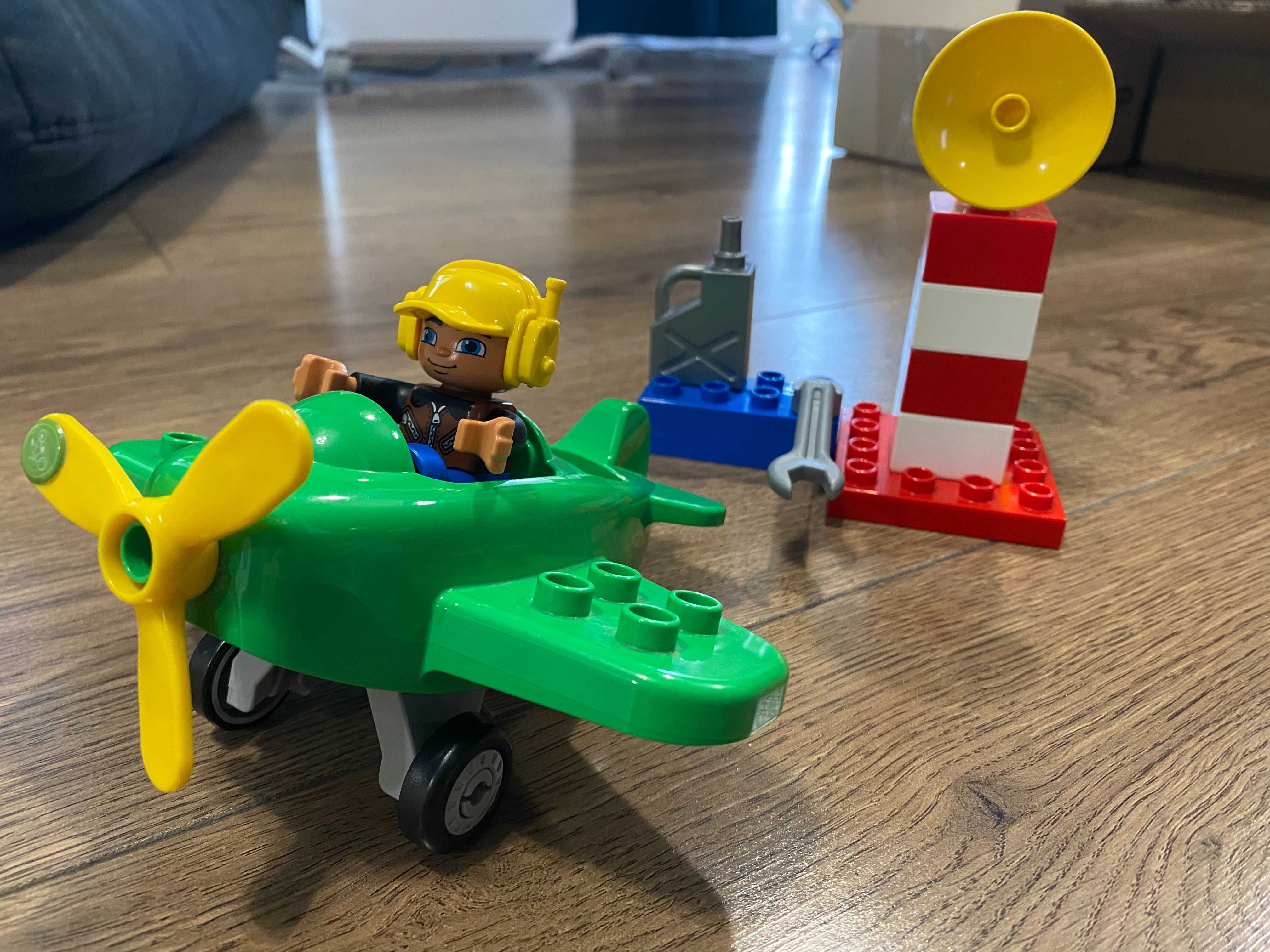 Конструктор Самолет LEGO DUPLO (10808)