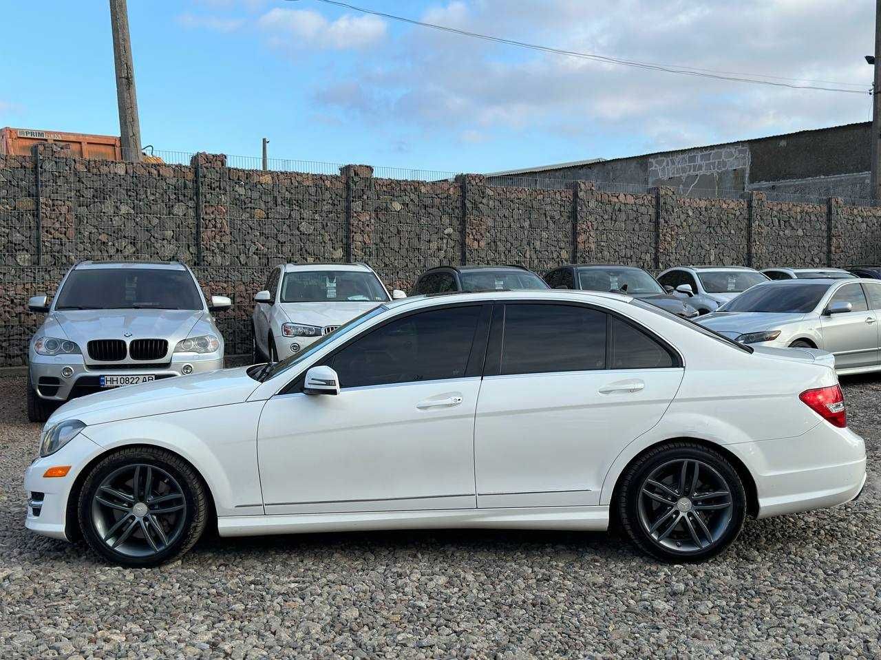 Авто Mercedes-Benz C-Class 2013