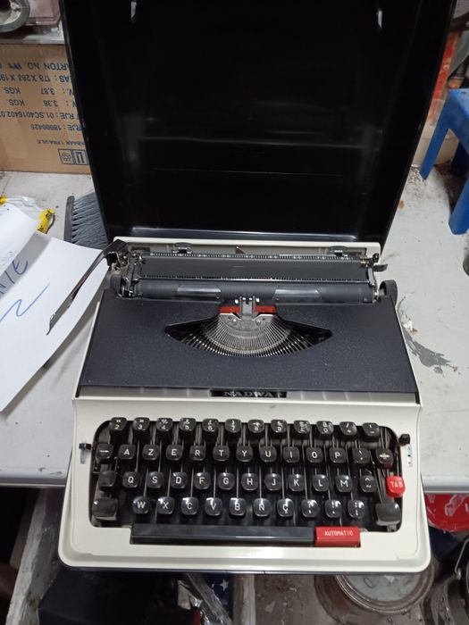 Lote de maquinas de escrever