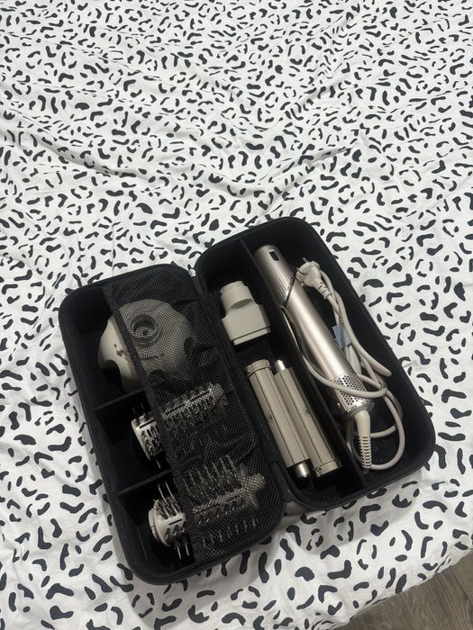 Suszarka do włosów SHARK