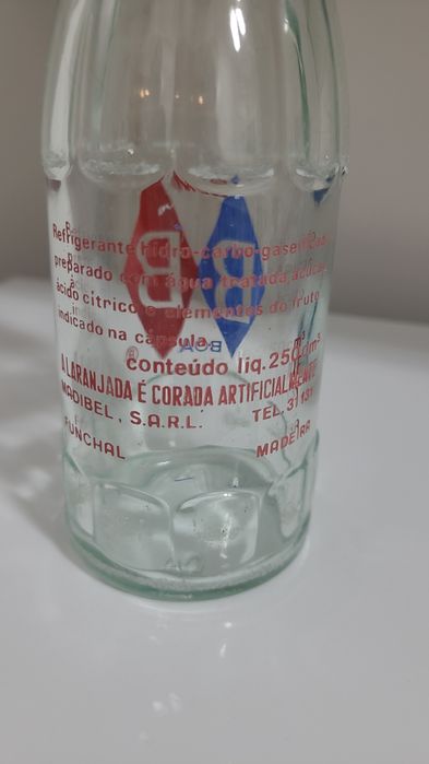 Antiga garrafa pirogravada de refrigerante BB Bem Boa, oriunda Funchal