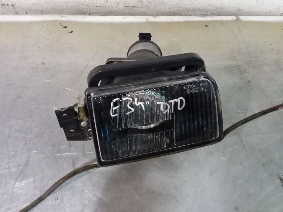 FAROL DE NEVOEIRO BMW E34 - DIREITO