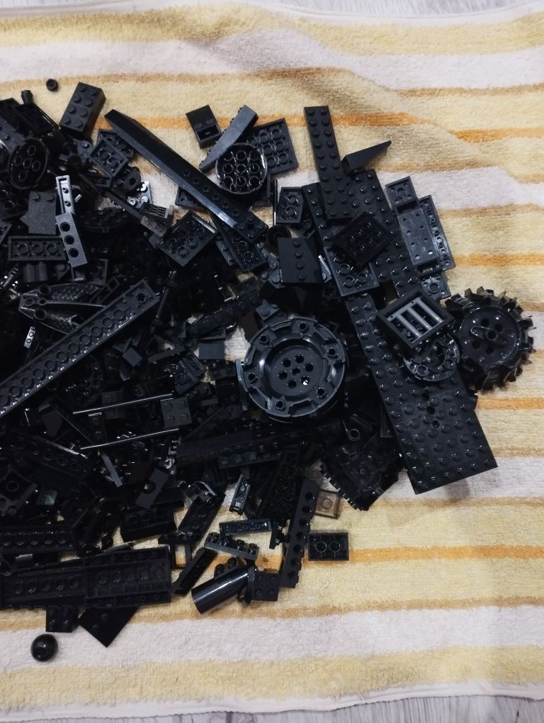 Oryginalne klocki LEGO mix 1kg czarne