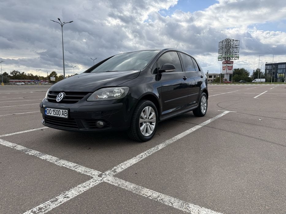 Volkswagen Golf Plus автомат