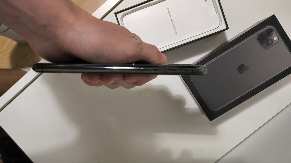 Apple iPhone 11 Pro Max 512 GB – Stan IDEALNY, Space Gray