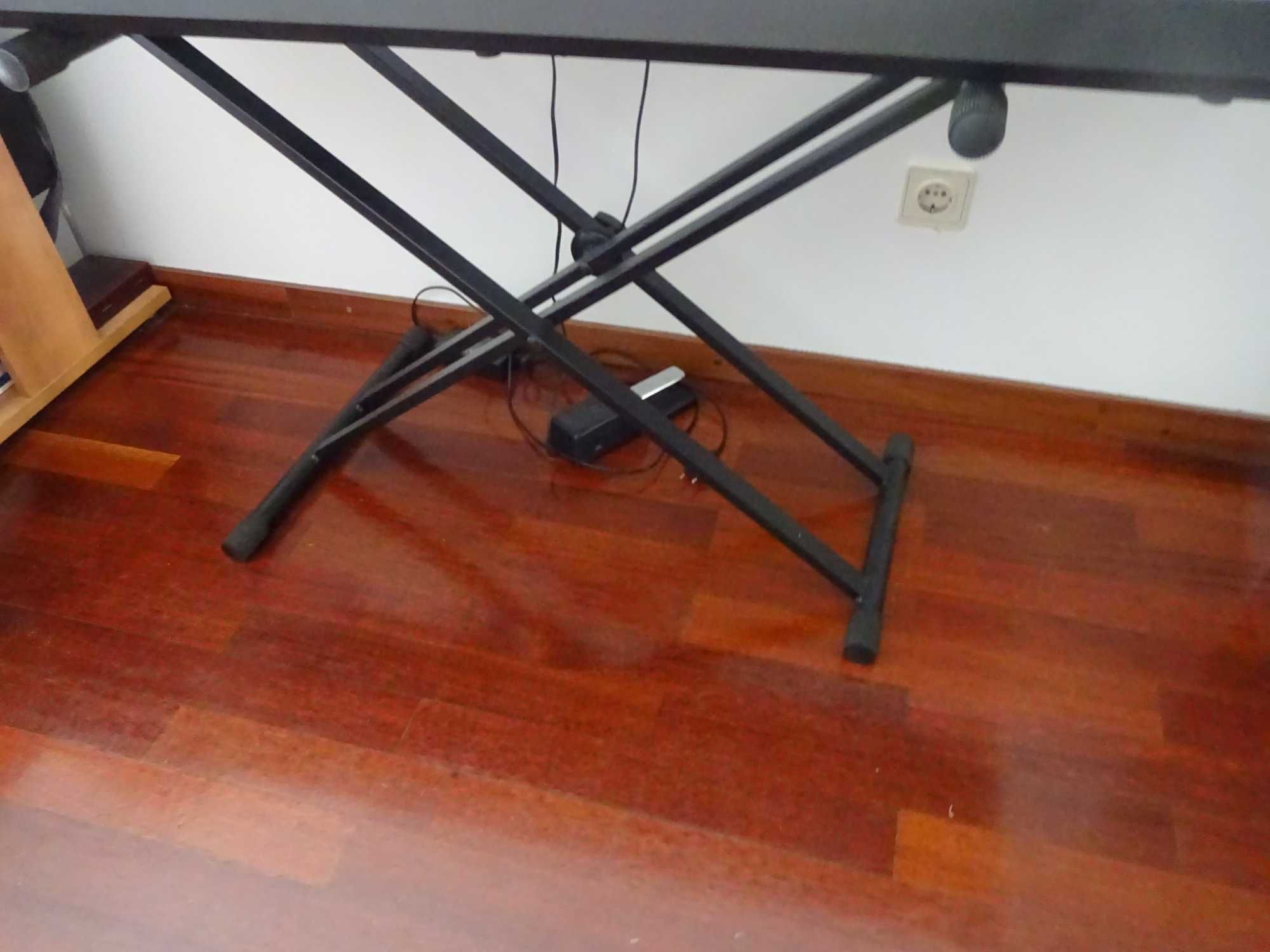 Piano digital  Roland EP 880