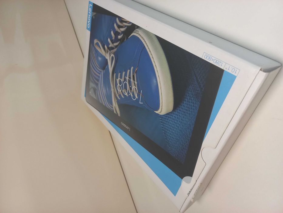 Планшет Lenovo 10 дюйм! Black! Оригінал у відмінному стані!