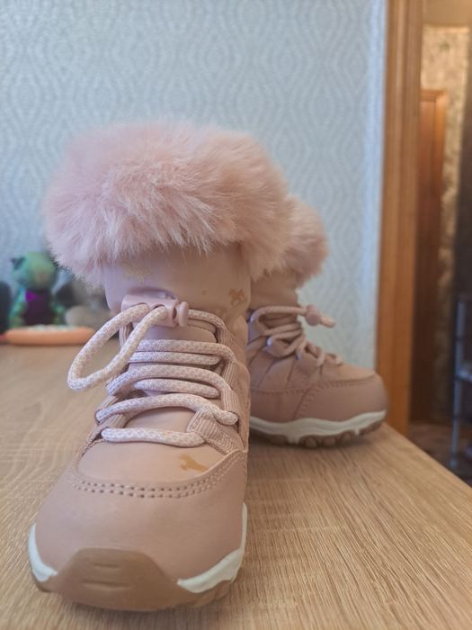 Зимові черевики/чоботи/сапоги для дівчинки Next розмір 22