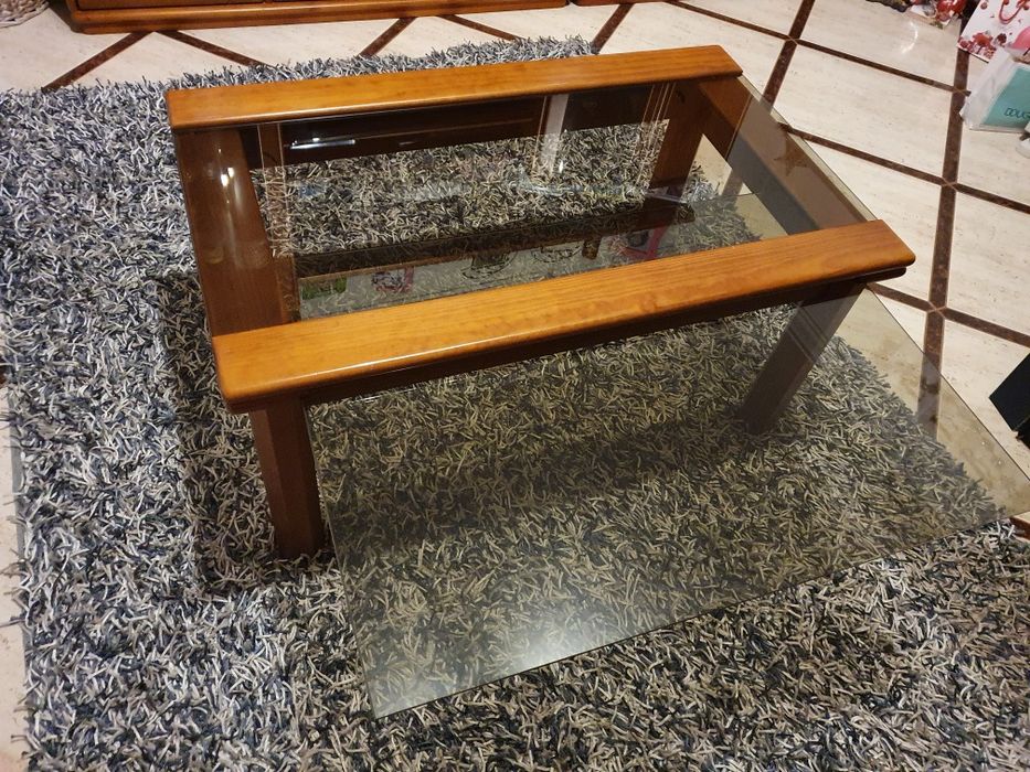 Móvel de sala em cerejeira maciço + mesa de centro