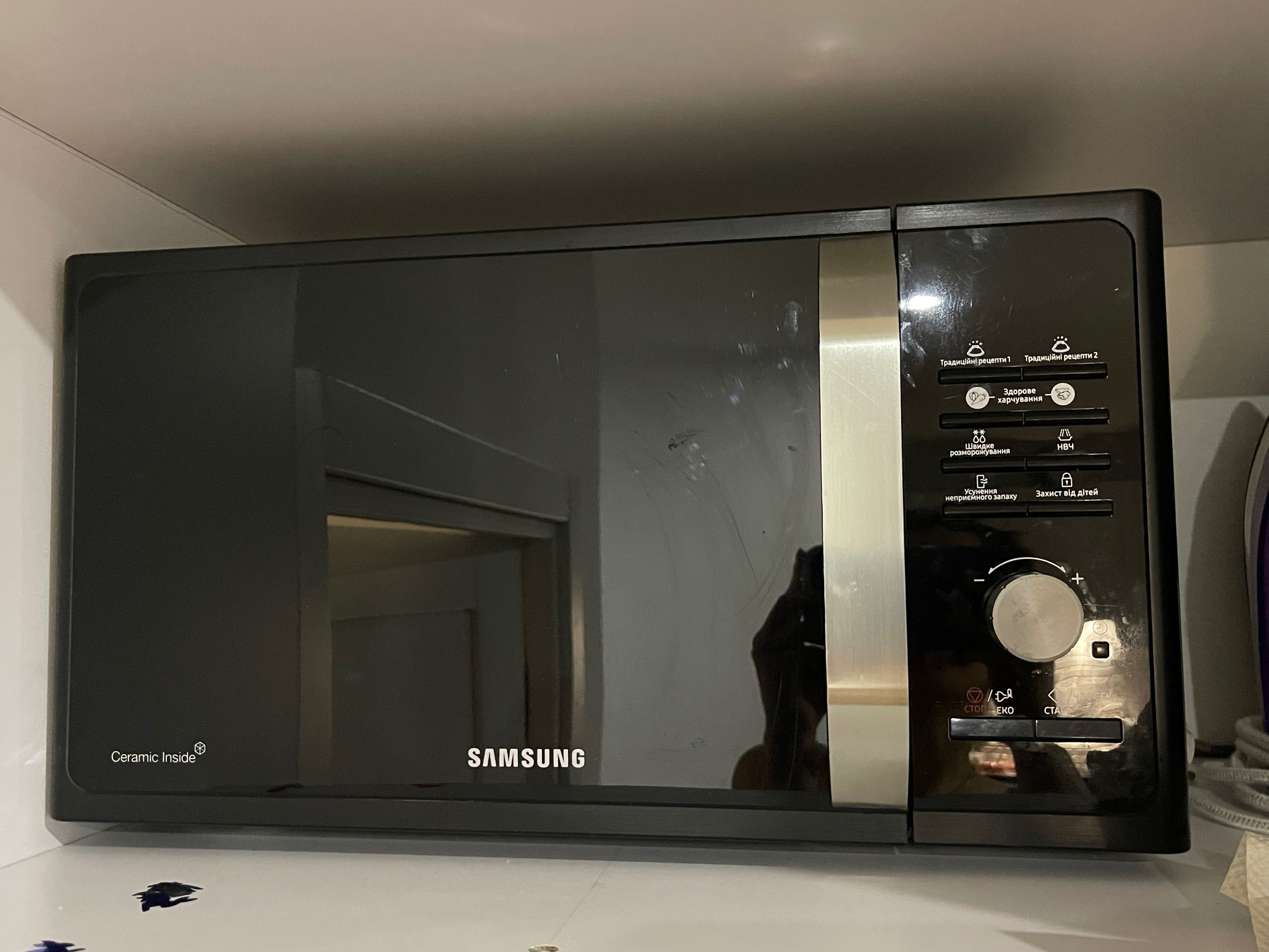 Мікрохвильова піч (НВЧ) Samsung MS23F302TAK