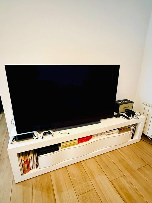 Aparador Antarte branco lacado 210cmx45cm