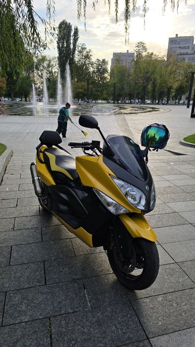 Yamaha T-Max 500