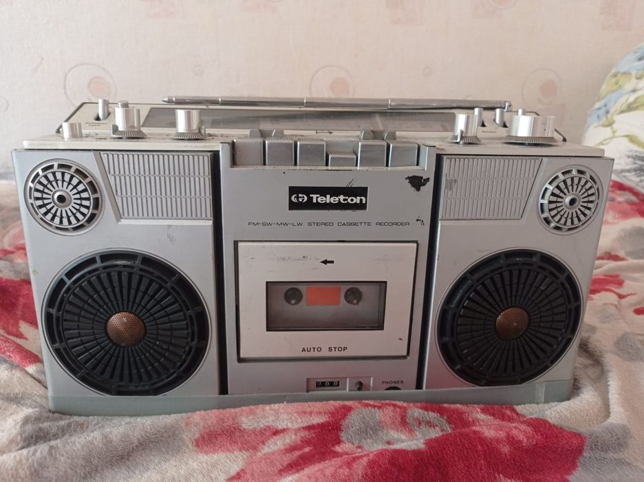Retro магнитола teleton