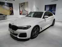 BMW Seria 5 Pierwszy właściciel, Samochód dostępny od ręki X-DRIVE